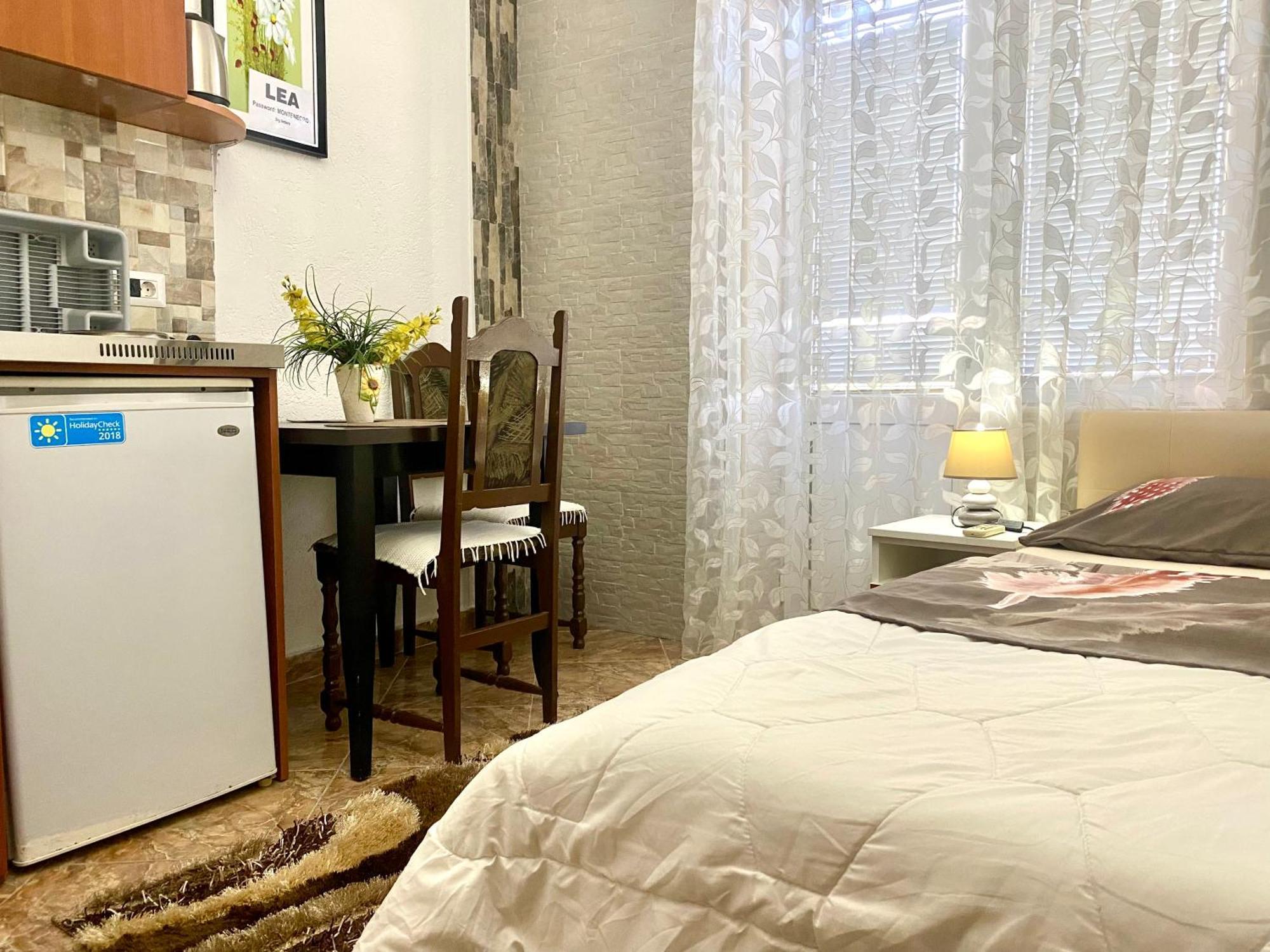 Apartments Zuto Улцинь Экстерьер фото