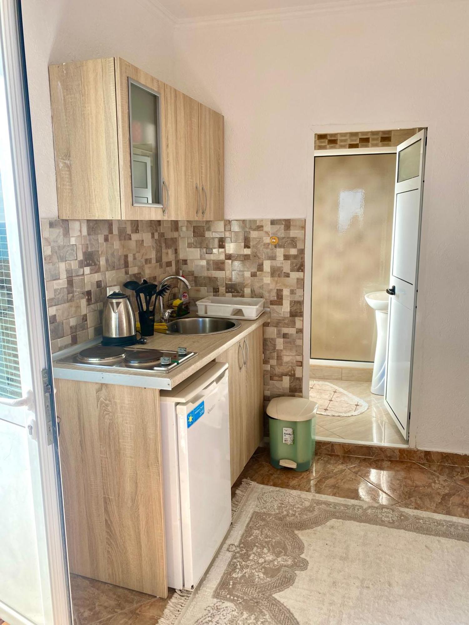 Apartments Zuto Улцинь Экстерьер фото