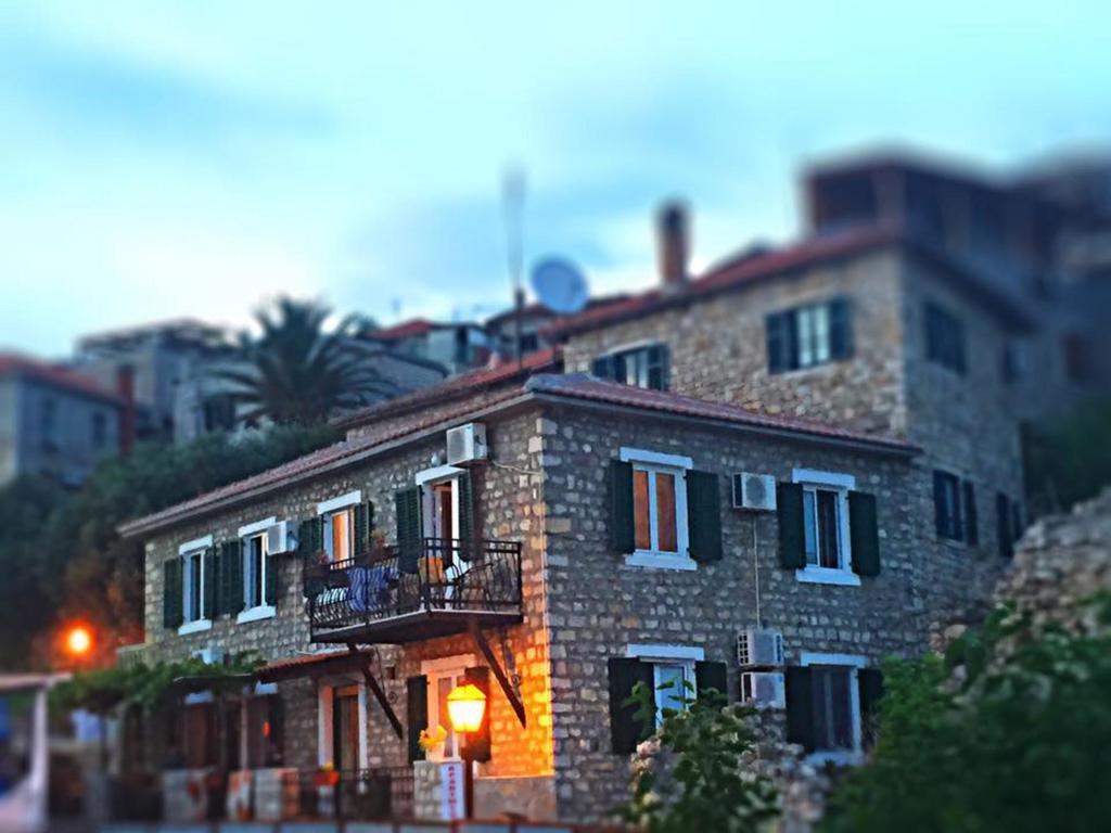 Apartments Zuto Улцинь Экстерьер фото
