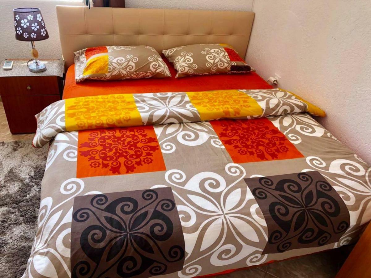 Apartments Zuto Улцинь Экстерьер фото